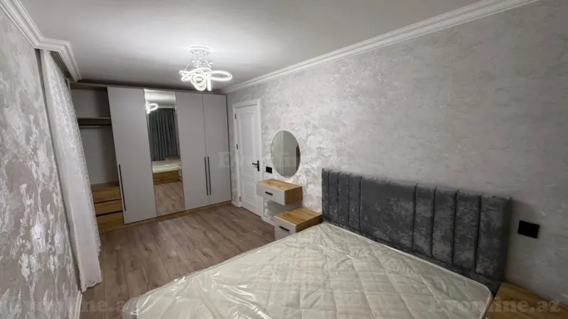 Satılır 2 otaqlı Mənzil Köhnə tikili 60 m² Neftçilər m. - şəkil 2