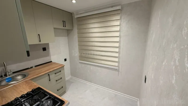 Satılır 2 otaqlı Mənzil Köhnə tikili 60 m² Neftçilər m. - şəkil 5