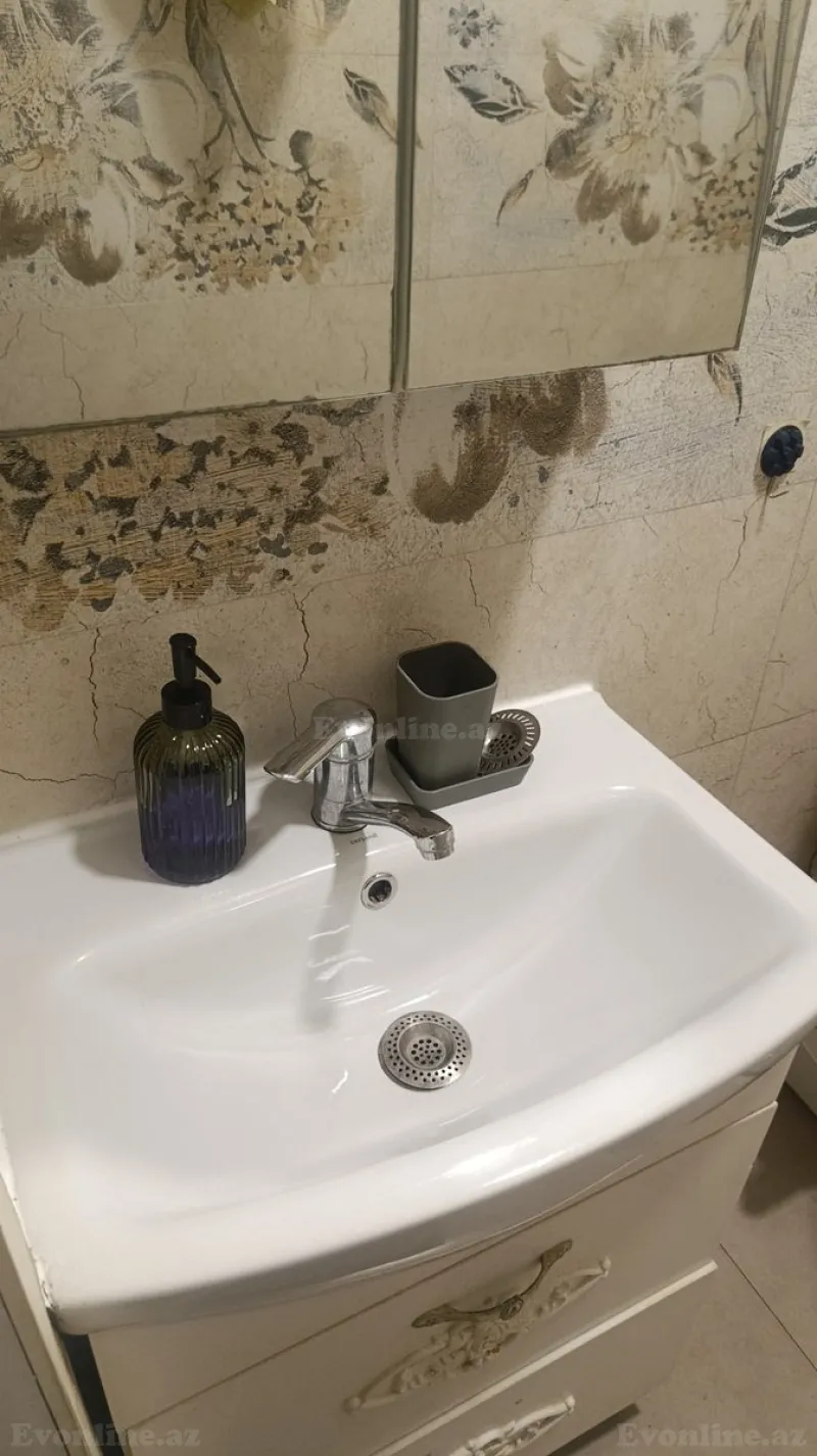 Kirayə verilir 3 otaqlı Mənzil Yeni tikili 120 m² 8 Noyabr m. - şəkil 9