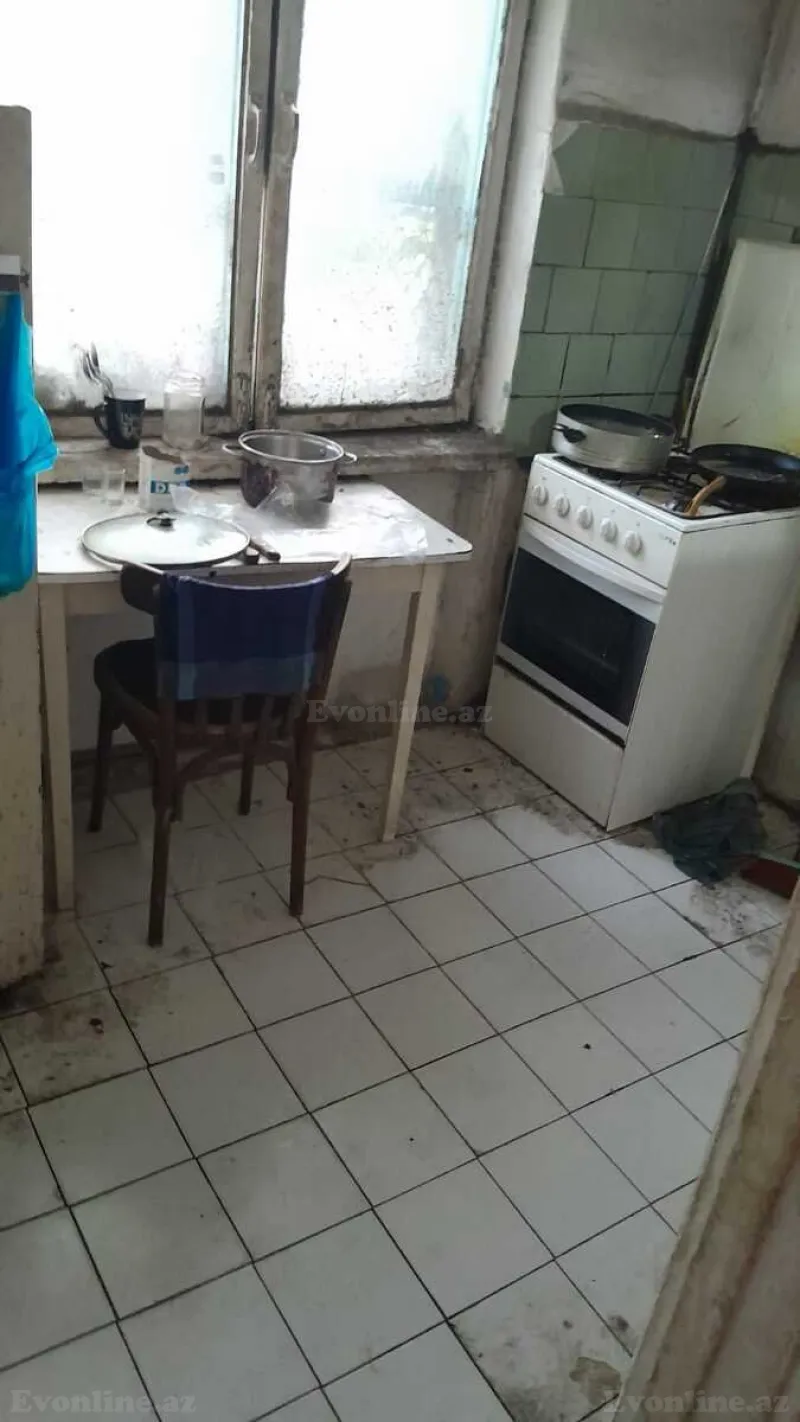 Satılır 2 otaqlı Mənzil Köhnə tikili 45 m² 8-ci kilometr - şəkil 3