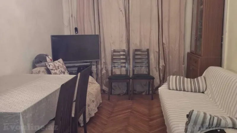2 otaqlı Mənzil 60 m² Xətai r. Satılır