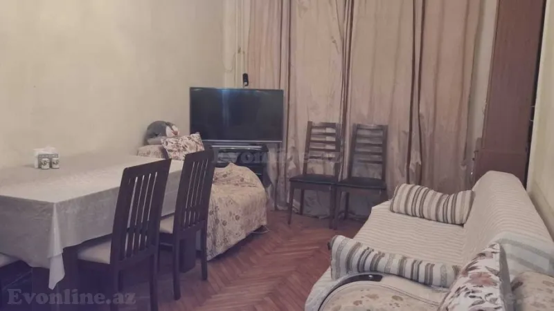 Satılır 2 otaqlı Mənzil Köhnə tikili 60 m² Xətai r. - şəkil 2