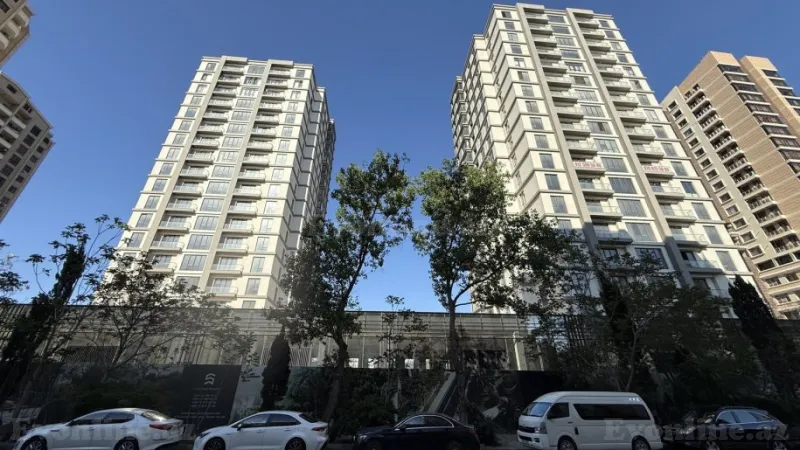 Satılır 2 otaqlı Mənzil Yeni tikili 92 m² 28 May m. - şəkil 3