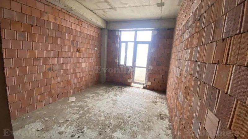 2 otaqlı Mənzil 80 m² Binəqədi r. Satılır
