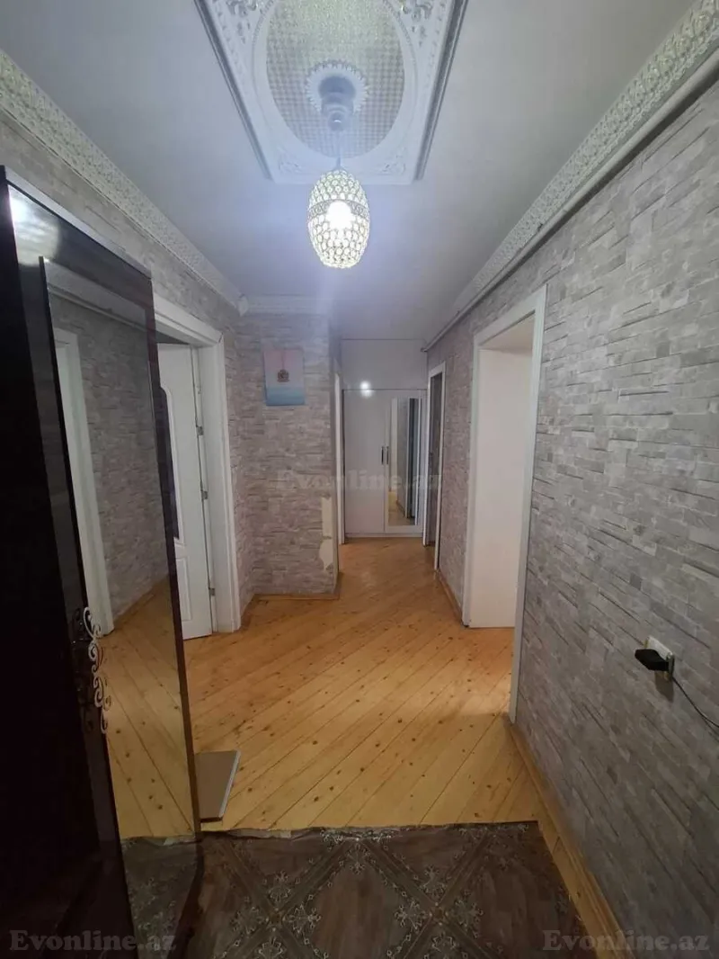 Satılır 3 otaqlı Mənzil Köhnə tikili 70 m² Şərur