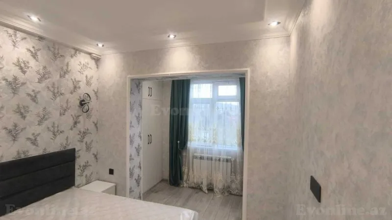 Satılır 1 otaqlı Mənzil Köhnə tikili 47 m² 8 Noyabr m. - şəkil 2