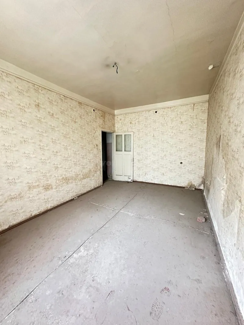 Satılır 3 otaqlı Mənzil Köhnə tikili 85 m² Yasamal r. - şəkil 12