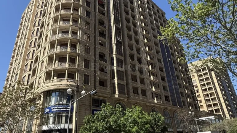Satılır 3 otaqlı Mənzil Yeni tikili 202 m² 28 May m. - şəkil 29