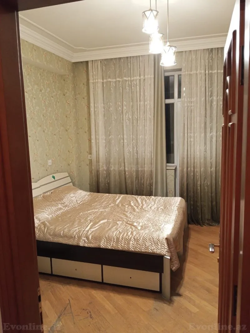 Kirayə verilir 4 otaqlı Mənzil Yeni tikili 150 m² Memar Əcəmi m. - şəkil 8
