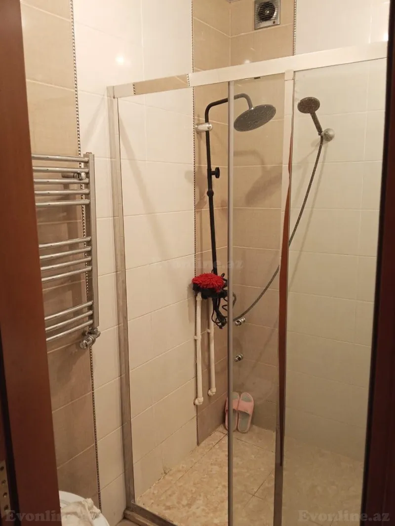 Kirayə verilir 4 otaqlı Mənzil Yeni tikili 150 m² Memar Əcəmi m. - şəkil 12