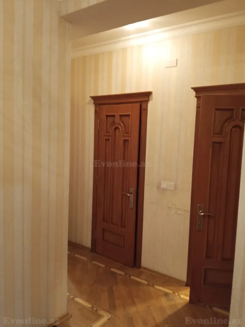 Kirayə verilir 4 otaqlı Mənzil Yeni tikili 150 m² Memar Əcəmi m. - şəkil 15