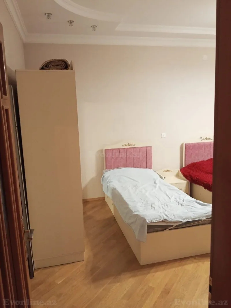 Kirayə verilir 4 otaqlı Mənzil Yeni tikili 150 m² Memar Əcəmi m. - şəkil 17