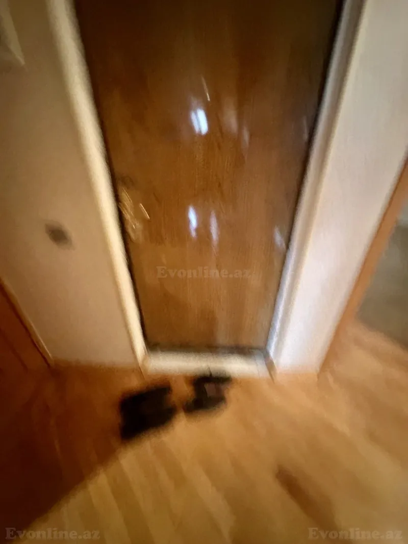 Kirayə verilir 2 otaqlı Mənzil Köhnə tikili 65 m² 8-ci mikrorayon - şəkil 4