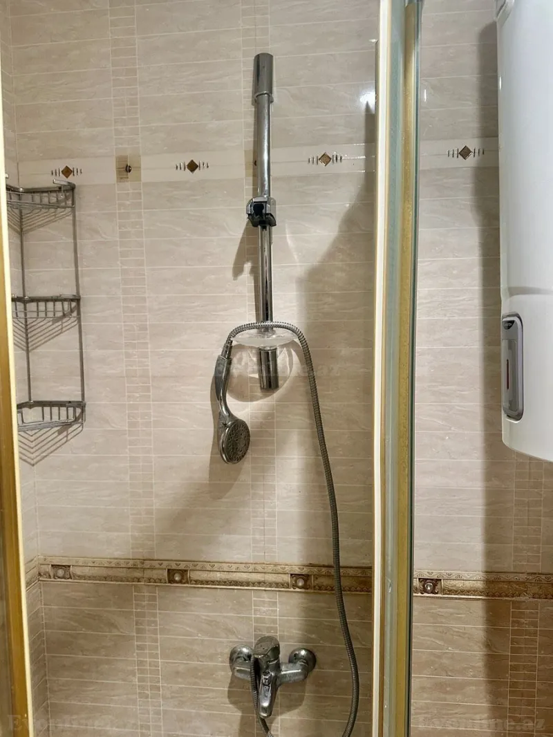 Kirayə verilir 2 otaqlı Mənzil Köhnə tikili 65 m² 8-ci mikrorayon - şəkil 10