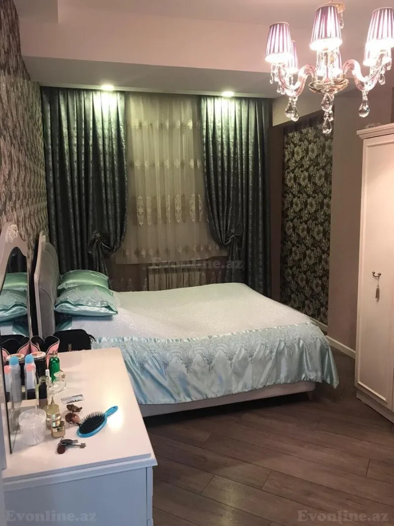 Satılır 3 otaqlı Mənzil Köhnə tikili 80 m² 4-cü mikrorayon - şəkil 2