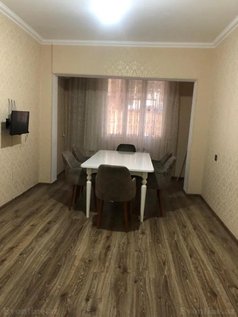 Satılır 2 otaqlı Mənzil Köhnə tikili 50 m² 9-cu mikrorayon - şəkil 3