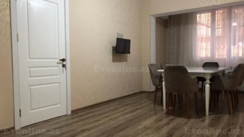 Satılır 2 otaqlı Mənzil Köhnə tikili 50 m² 9-cu mikrorayon - şəkil 4