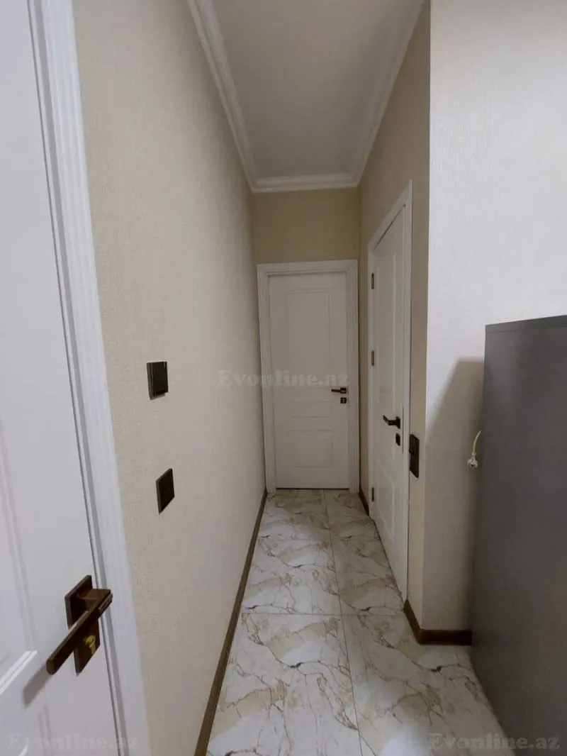 Satılır 2 otaqlı Mənzil Köhnə tikili 50 m² 9-cu mikrorayon - şəkil 8
