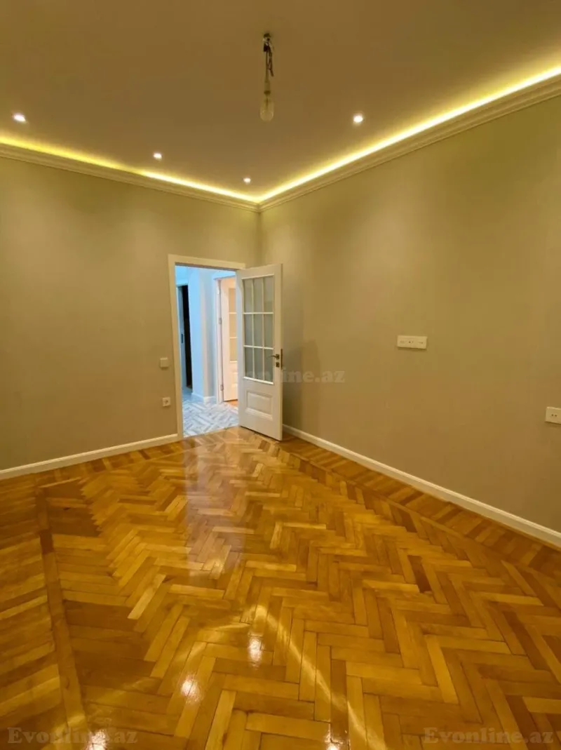 Satılır 3 otaqlı Mənzil Köhnə tikili 85 m² 4-cü mikrorayon - şəkil 3
