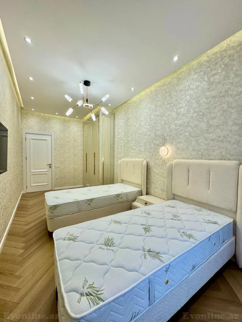 Satılır 3 otaqlı Mənzil Yeni tikili 107 m² Nərimanov r. - şəkil 3