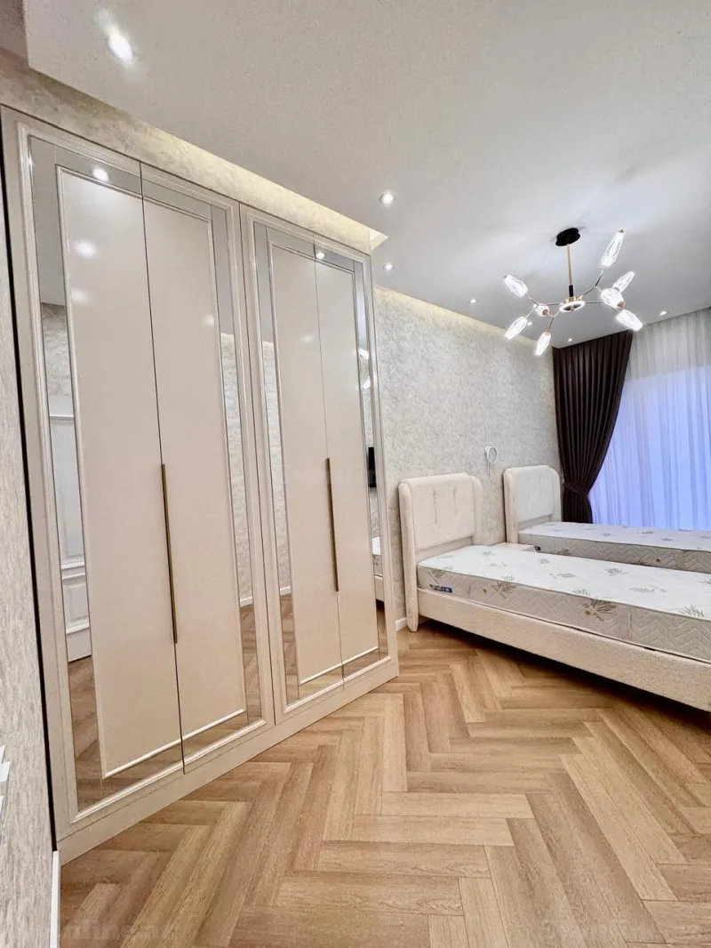 Satılır 3 otaqlı Mənzil Yeni tikili 107 m² Nərimanov r. - şəkil 9