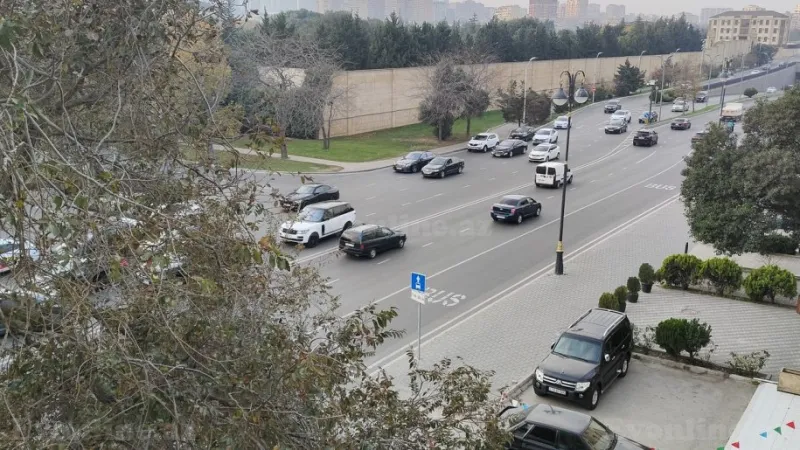 Kirayə verilir 2 otaqlı Mənzil Köhnə tikili 42 m² Nərimanov r. - şəkil 3