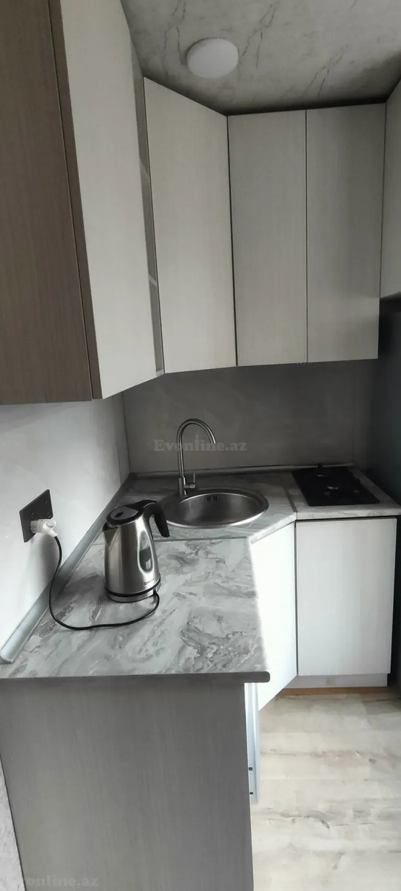 Kirayə verilir 2 otaqlı Mənzil Köhnə tikili 42 m² Nərimanov r. - şəkil 12