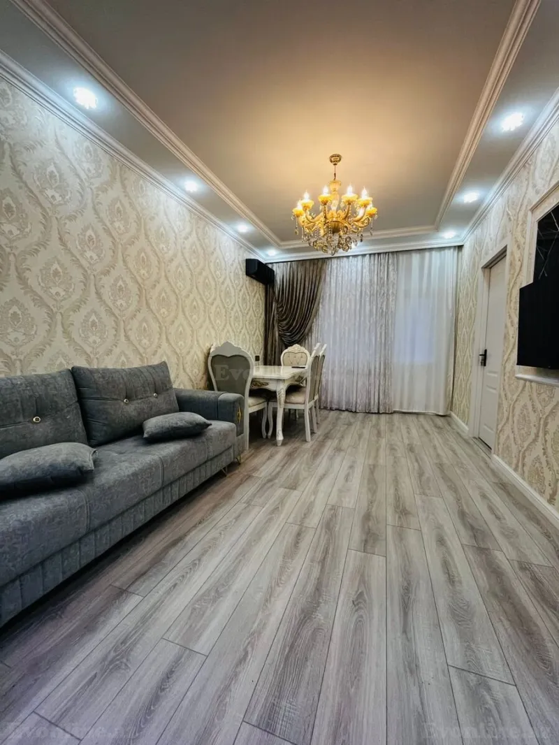 2 otaqlı Mənzil 58 m² 4-cü mikrorayon Satılır