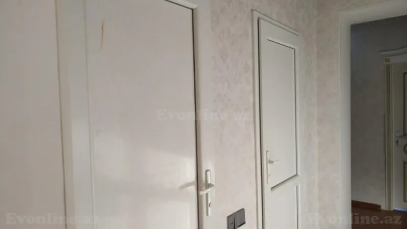 Satılır 3 otaqlı Mənzil Köhnə tikili 75 m² Nəsimi r. - şəkil 10
