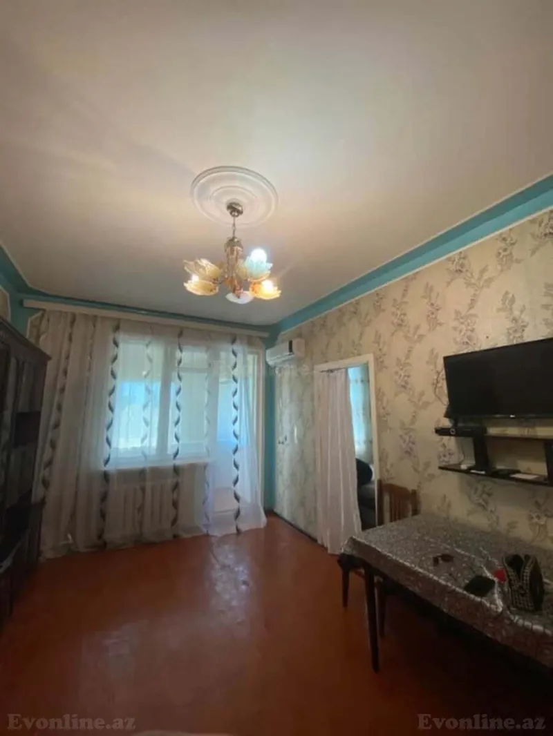 Kirayə verilir 2 otaqlı Mənzil Köhnə tikili 40 m² 7-ci mikrorayon - şəkil 4