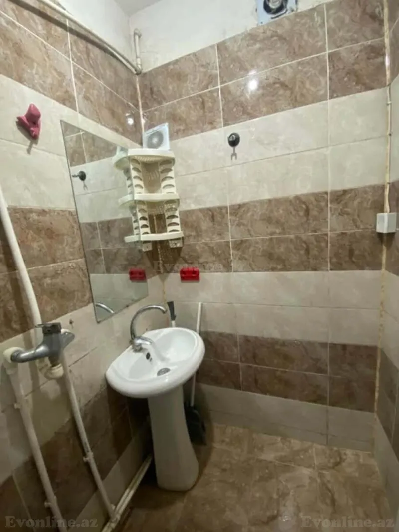 Kirayə verilir 2 otaqlı Mənzil Köhnə tikili 40 m² 7-ci mikrorayon - şəkil 13