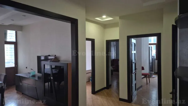 Kirayə verilir 3 otaqlı Mənzil Yeni tikili 125 m² Xətai m. - şəkil 4