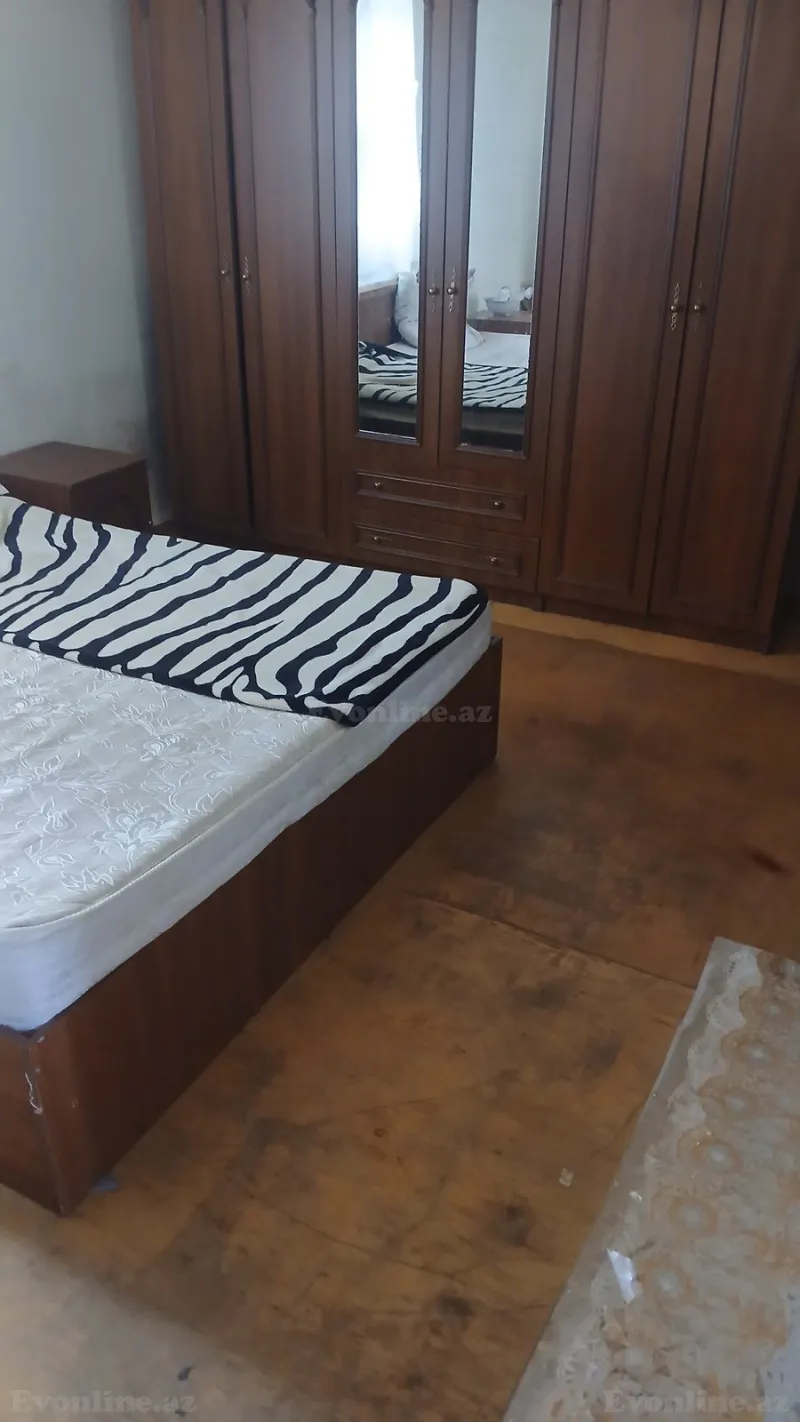 Kirayə verilir 1 otaqlı Mənzil Köhnə tikili 30 m² Yasamal
