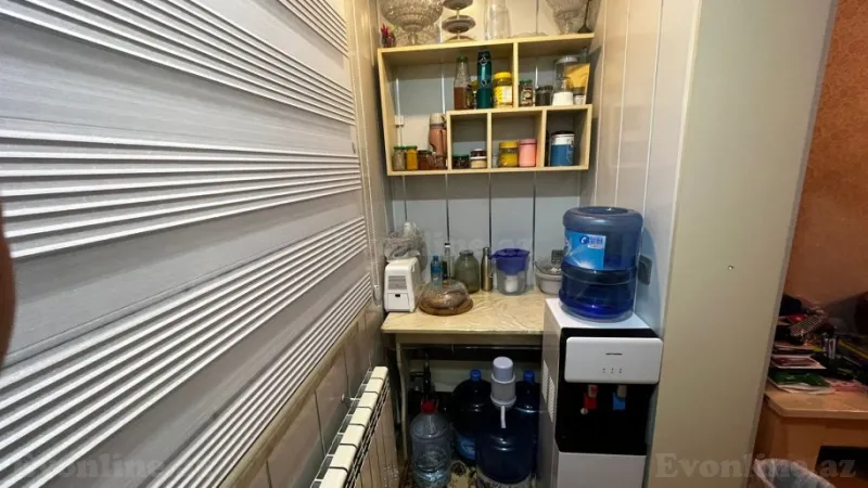 Satılır 2 otaqlı Mənzil Köhnə tikili 50 m² 6-cı mikrorayon - şəkil 6