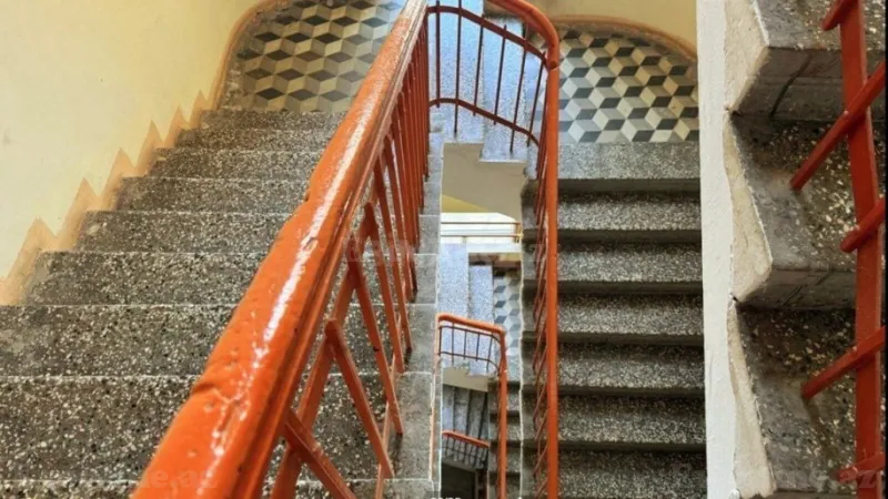 Satılır 3 otaqlı Mənzil Köhnə tikili 110 m² Nizami m. - şəkil 4