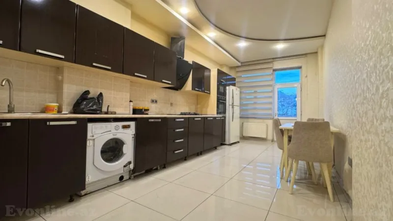 Satılır 4 otaqlı Mənzil Yeni tikili 170 m² Nizami m. - şəkil 15