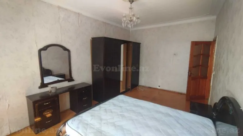 Satılır 3 otaqlı Mənzil Köhnə tikili 70 m² 4-cü mikrorayon - şəkil 10