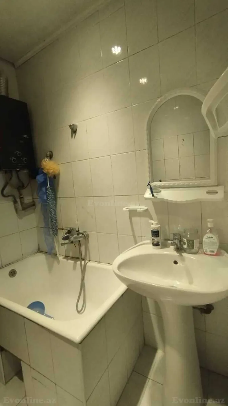 Satılır 3 otaqlı Mənzil Köhnə tikili 70 m² 4-cü mikrorayon - şəkil 15