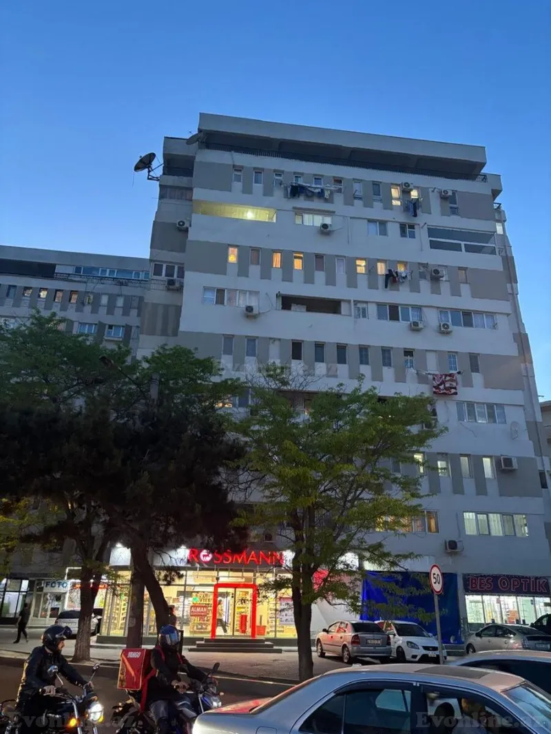 3 otaqlı Mənzil 105 m² Nəsimi r. Satılır