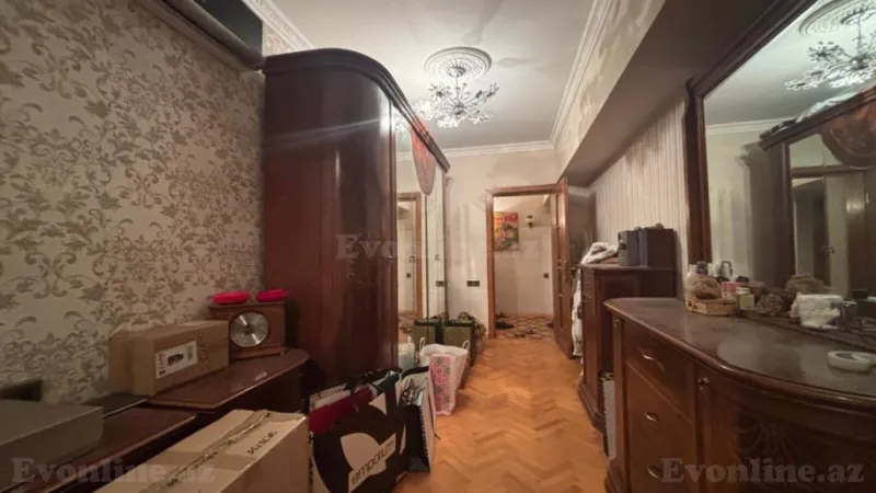 Satılır 3 otaqlı Mənzil Köhnə tikili 105 m² Nəsimi r. - şəkil 9