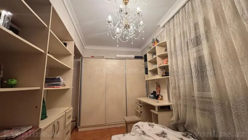Satılır 3 otaqlı Mənzil Köhnə tikili 105 m² Nəsimi r. - şəkil 11