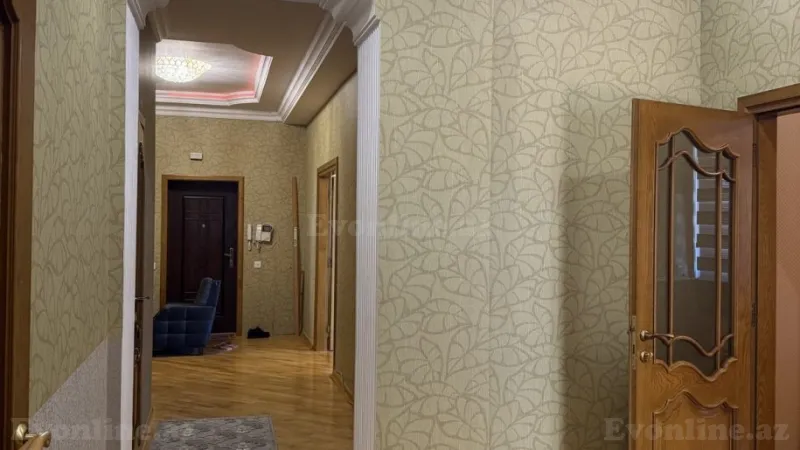 Kirayə verilir 3 otaqlı Mənzil Yeni tikili 150 m² 8 Noyabr m. - şəkil 2