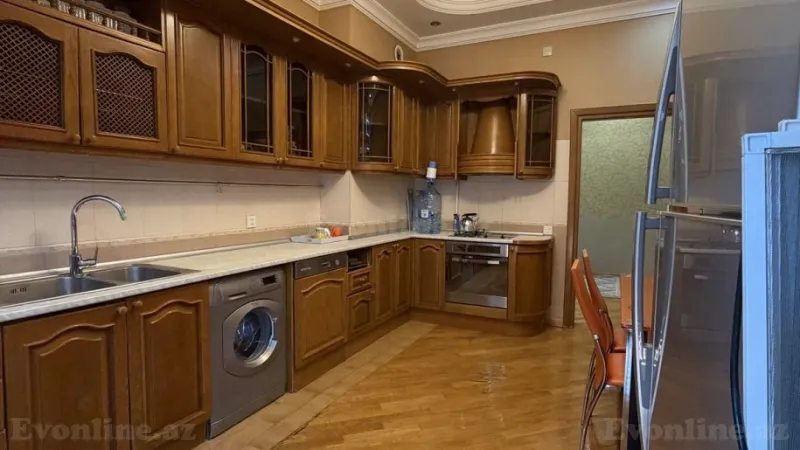 Kirayə verilir 3 otaqlı Mənzil Yeni tikili 150 m² 8 Noyabr m. - şəkil 10