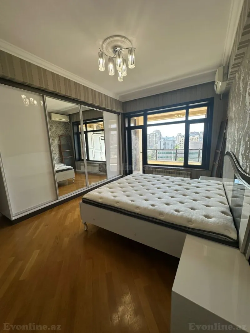 Kirayə verilir 4 otaqlı Mənzil Yeni tikili 225 m² Xətai m. - şəkil 5