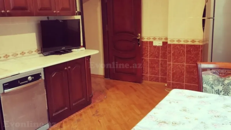 Satılır 4 otaqlı Mənzil Yeni tikili 175 m² Gənclik m. - şəkil 7