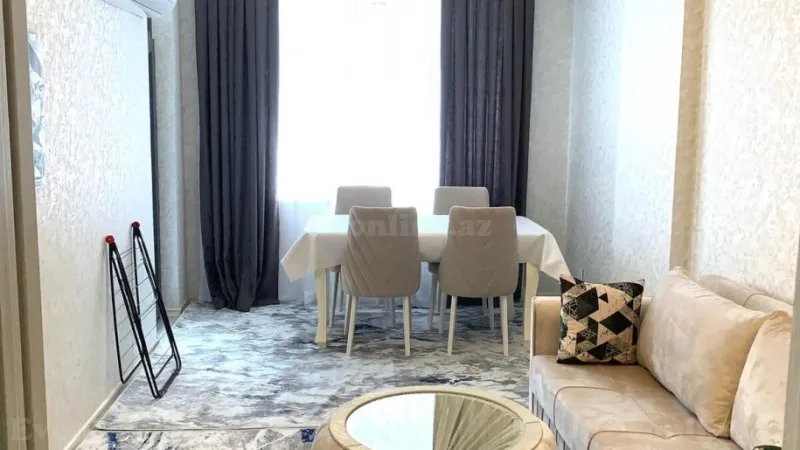 2 otaqlı Mənzil 80 m² Neftçilər m. Kirayə verilir