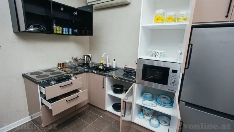 Kirayə verilir 3 otaqlı Mənzil Yeni tikili 167 m² Nizami m. - şəkil 21