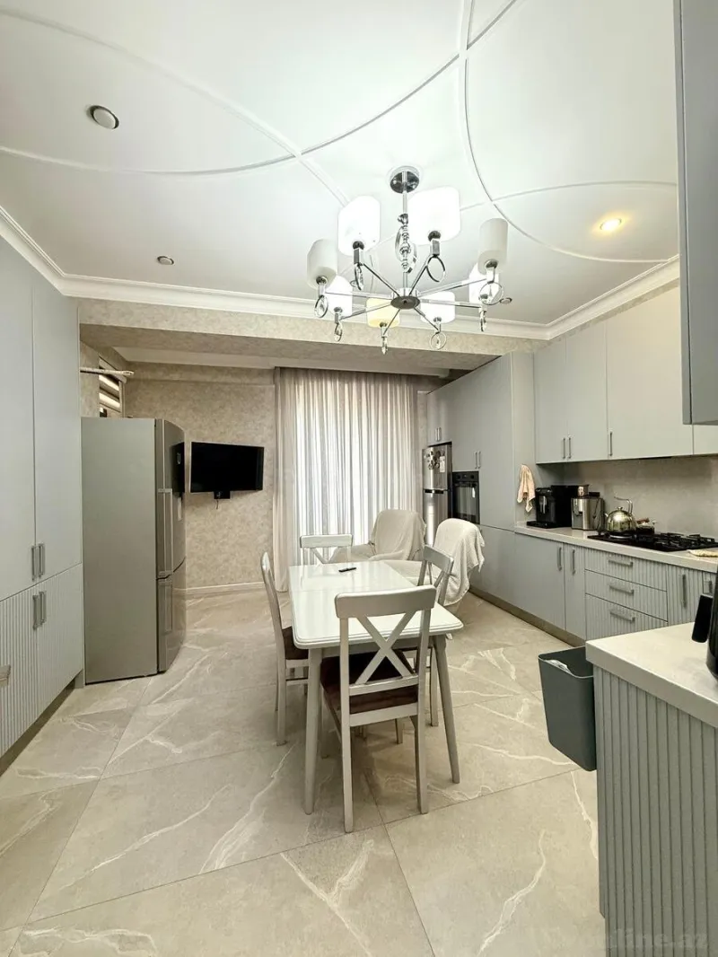 Satılır 4 otaqlı Mənzil Yeni tikili 143 m² Xətai m. - şəkil 10