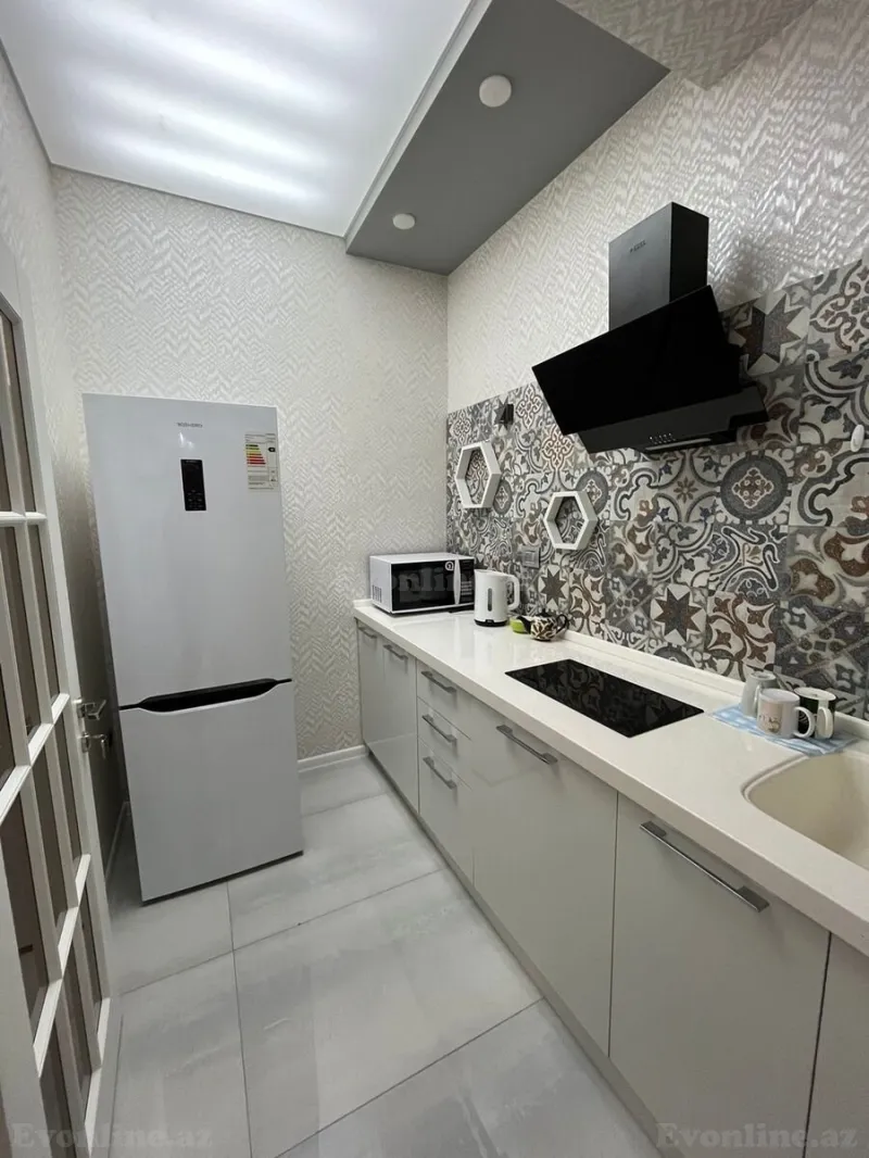 Kirayə verilir 2 otaqlı Mənzil Yeni tikili 70 m² Nəsimi r. - şəkil 4