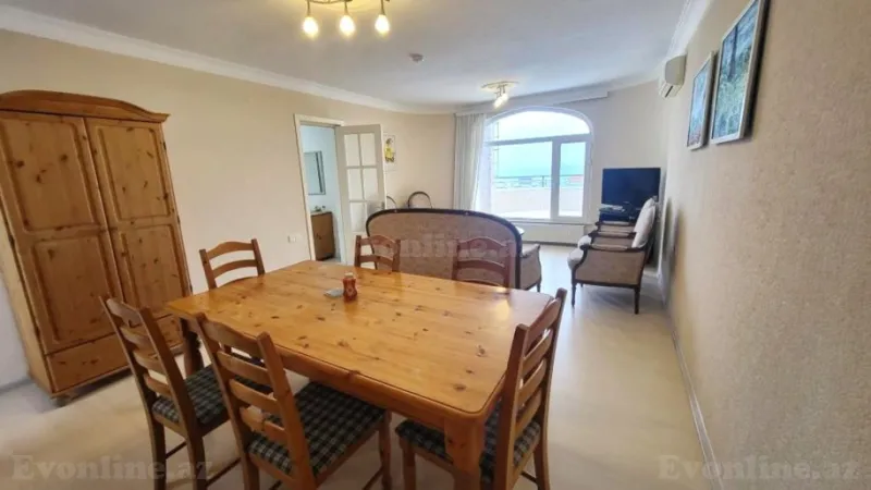 Kirayə verilir 2 otaqlı Mənzil Köhnə tikili 150 m² İçərişəhər m. - şəkil 6